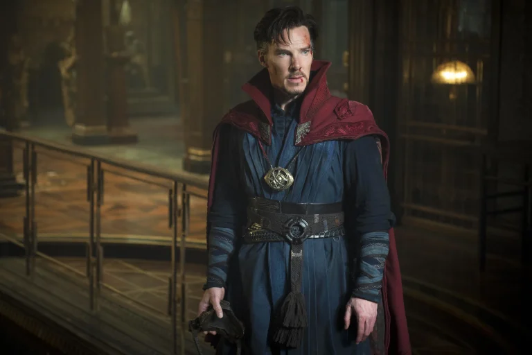 Doctor Strange Costume Guide